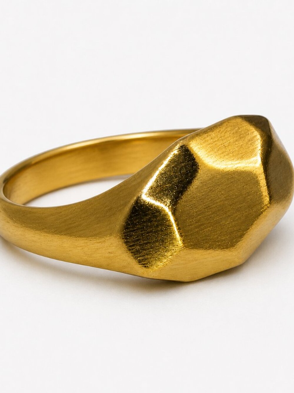 NWT 7‎ Charming Sisters Authenticity Ring Gold Tone Statement Ring